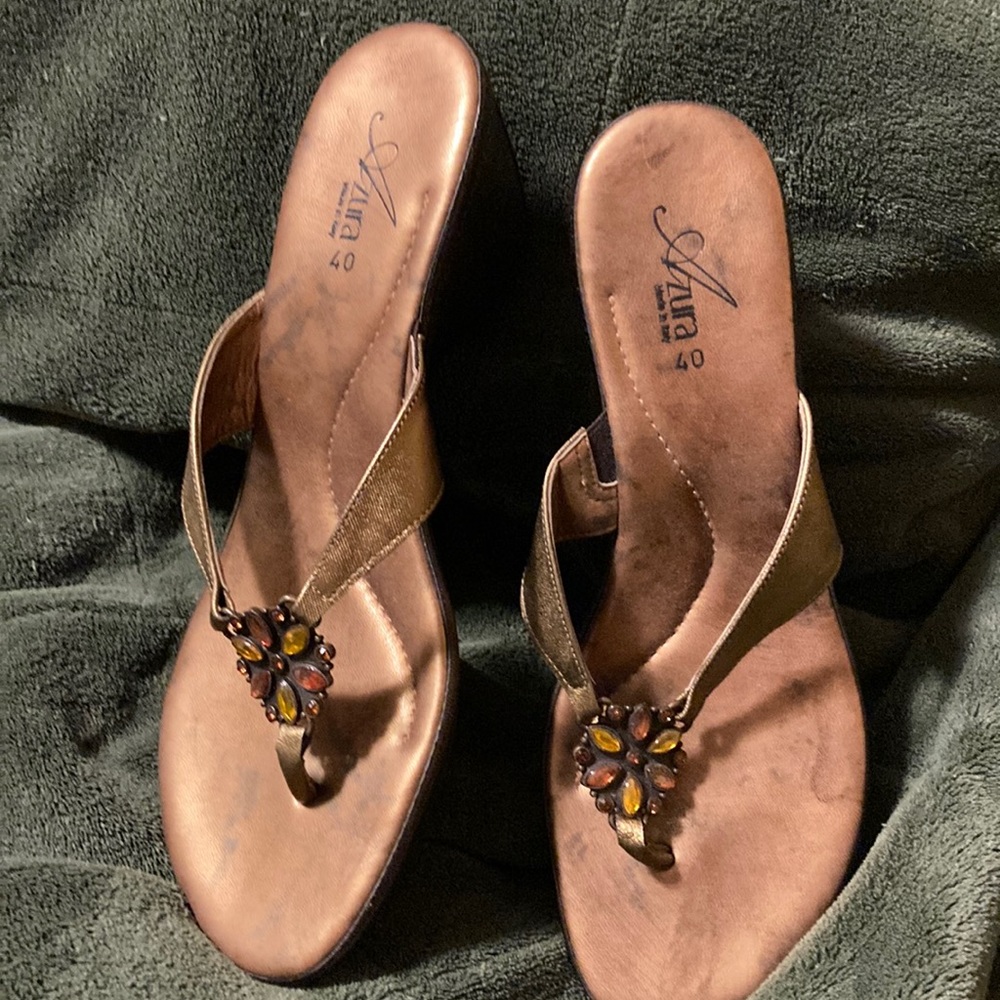 Elegant summer sandals